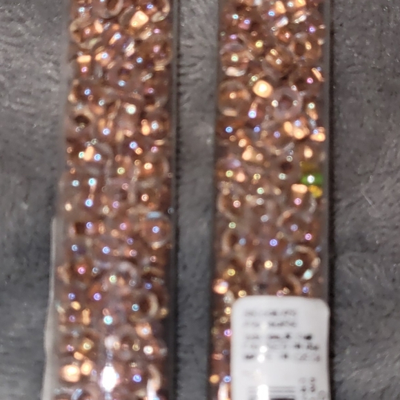 Seed beads, assorted colors. Over 50 tubes. - Picture 9 of 11